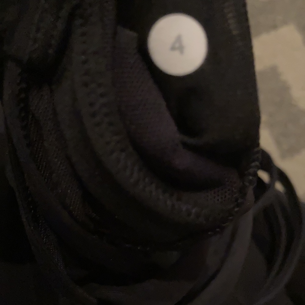 Lululemon Energy Bra *Exhale - Picture 7 of 7